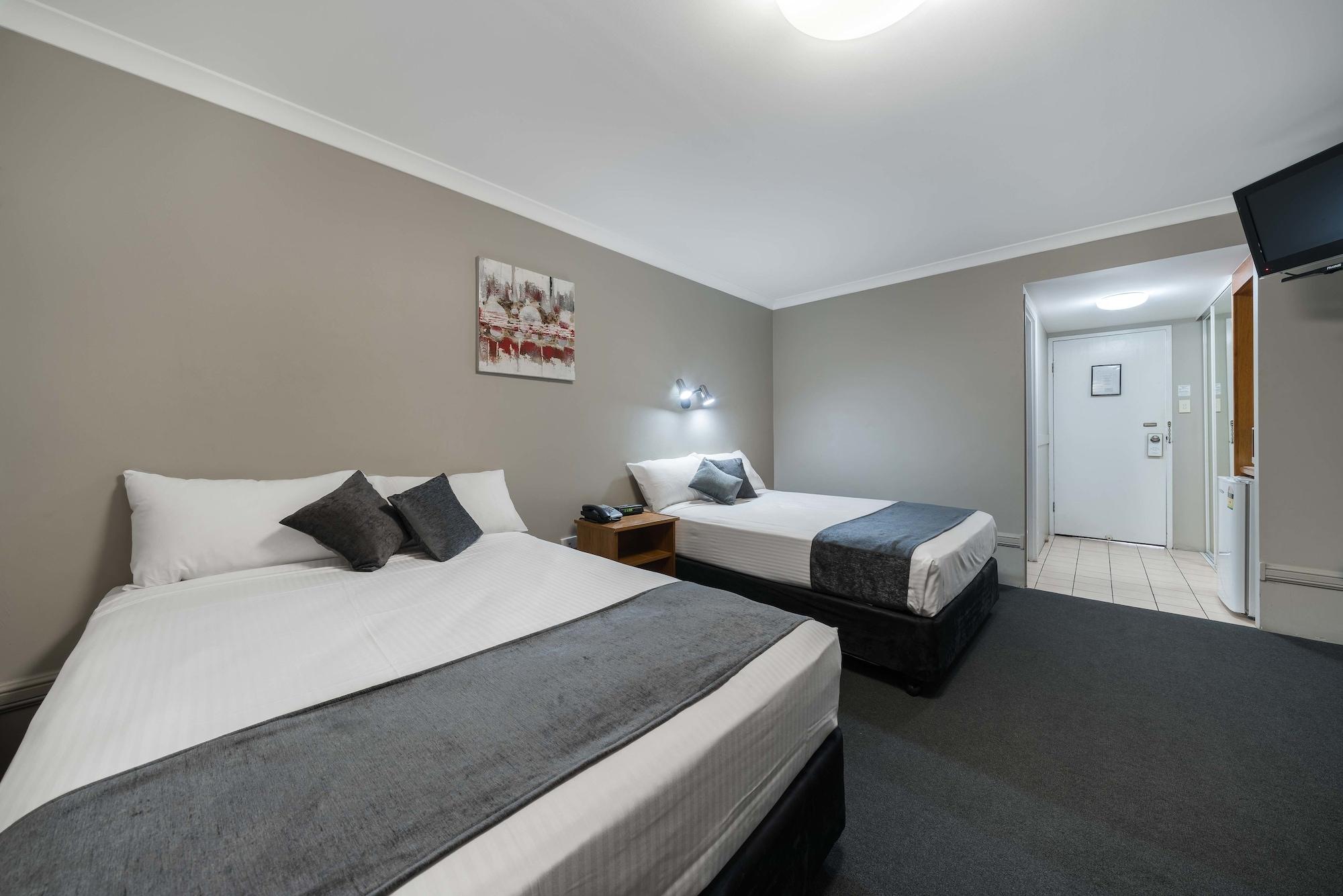Cosmopolitan Motel & Serviced Apartments Rockhampton Extérieur photo