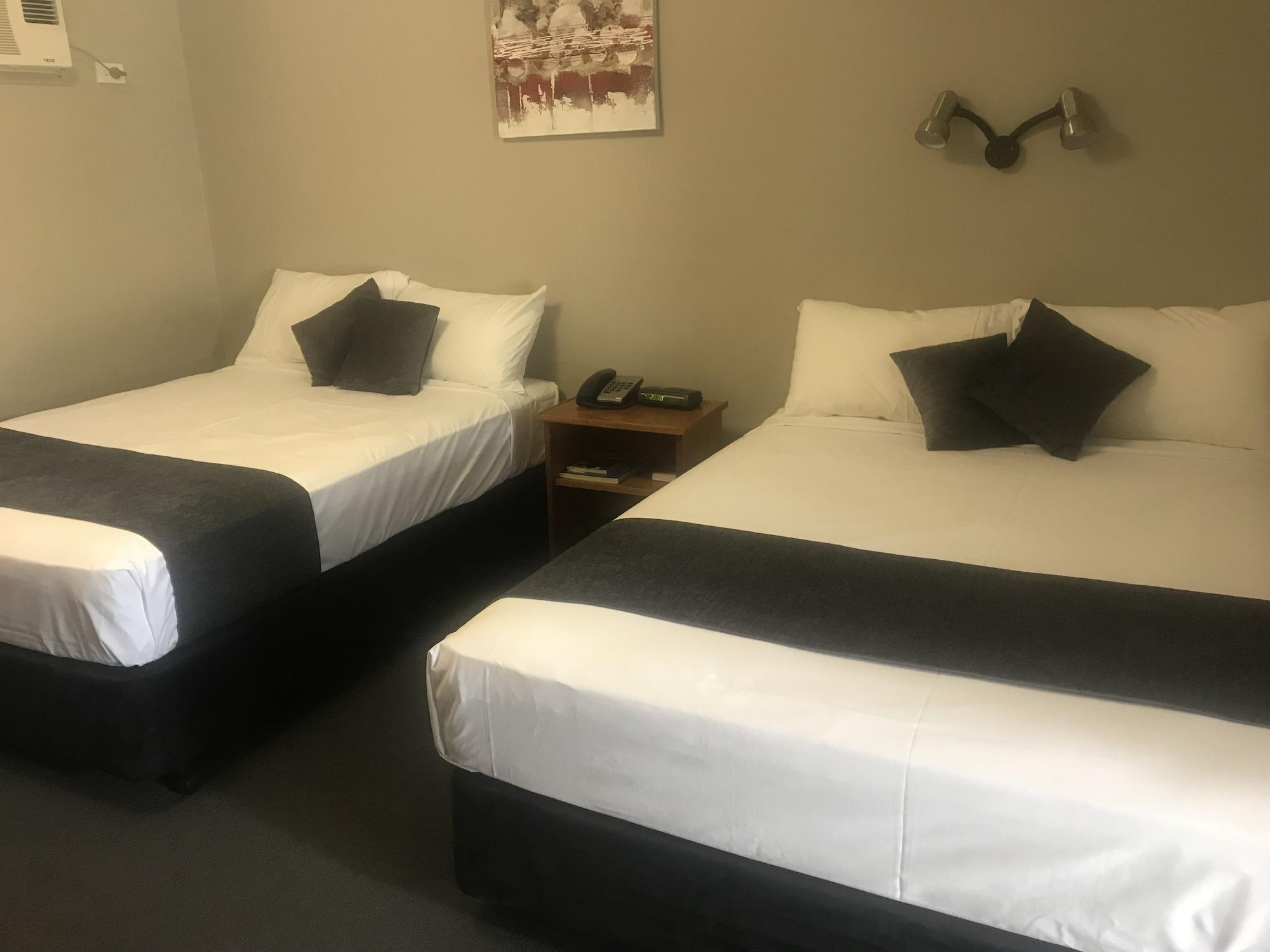 Cosmopolitan Motel & Serviced Apartments Rockhampton Extérieur photo