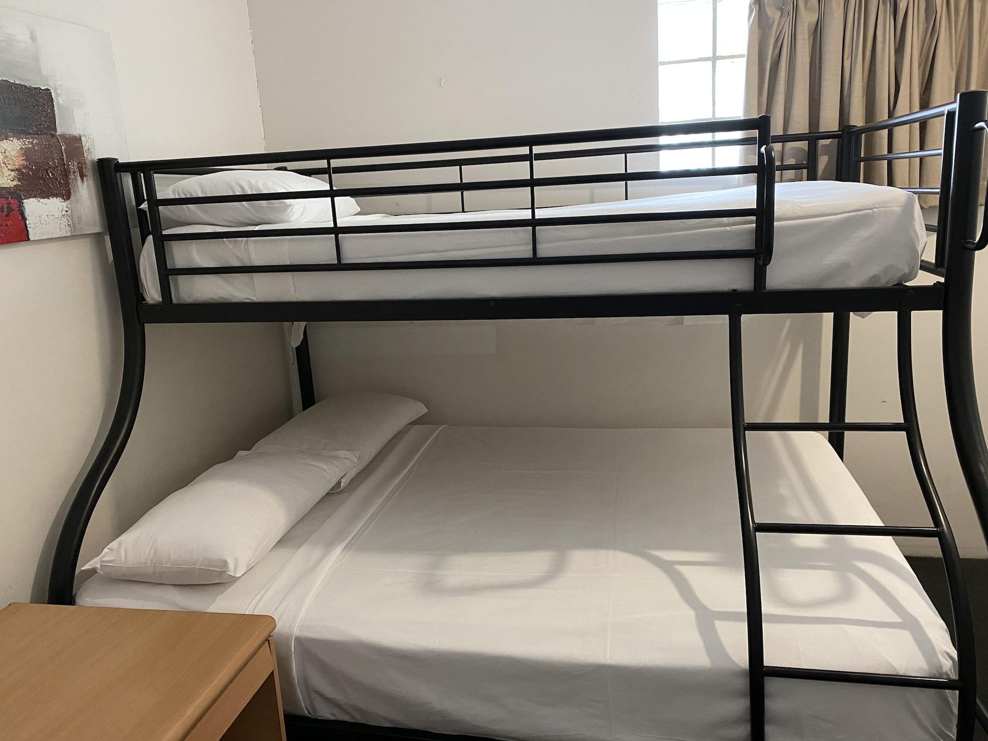 Cosmopolitan Motel & Serviced Apartments Rockhampton Extérieur photo