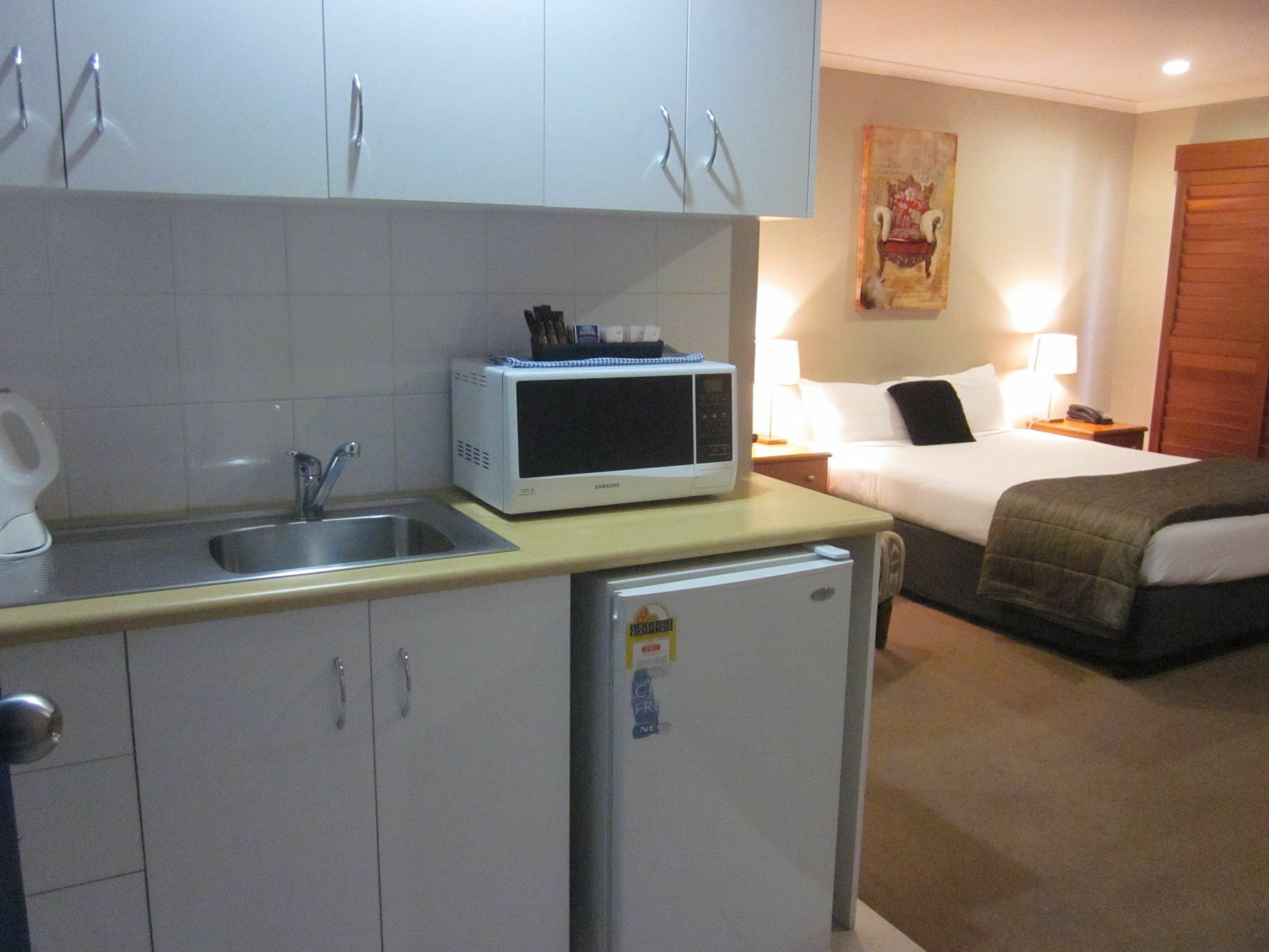 Cosmopolitan Motel & Serviced Apartments Rockhampton Extérieur photo