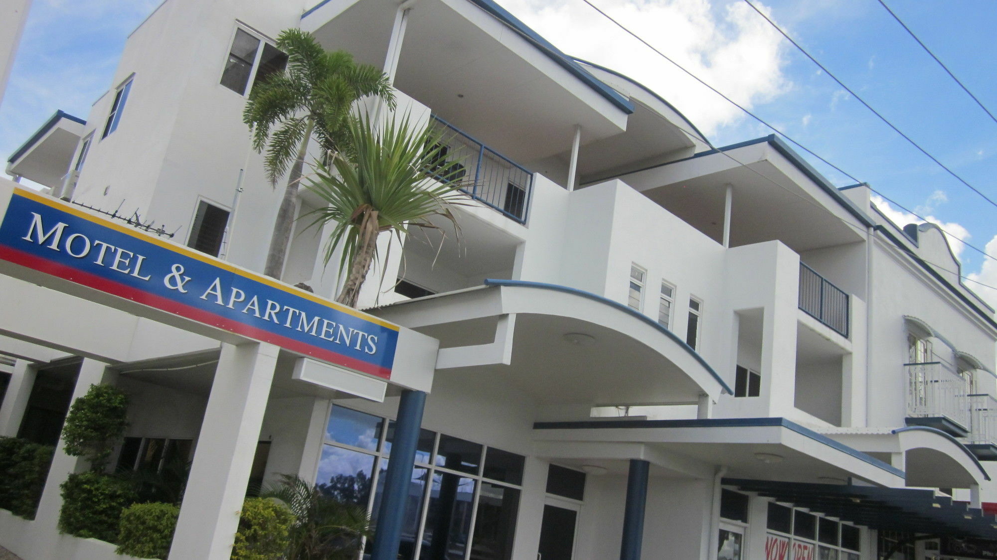 Cosmopolitan Motel & Serviced Apartments Rockhampton Extérieur photo