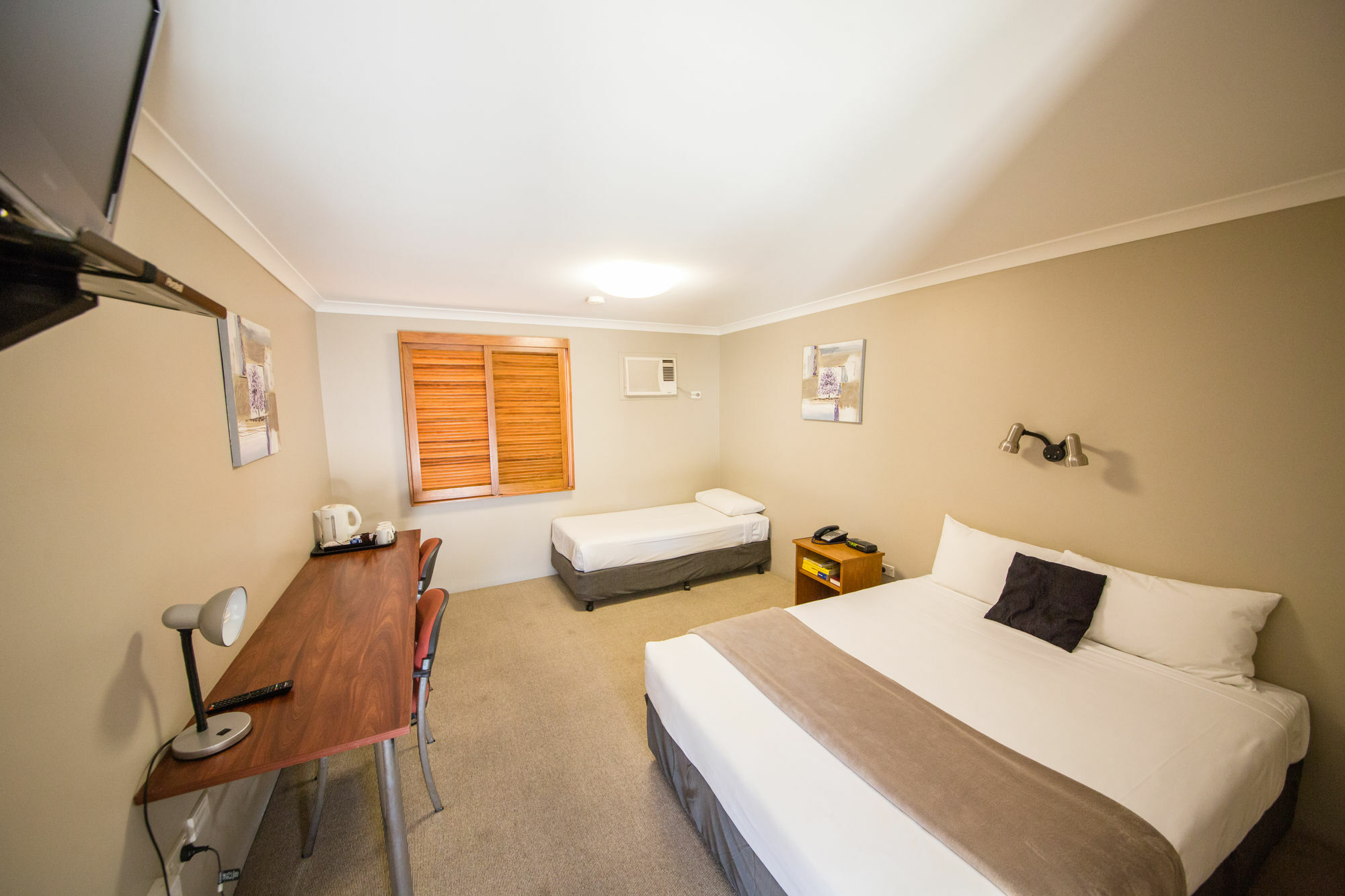 Cosmopolitan Motel & Serviced Apartments Rockhampton Extérieur photo